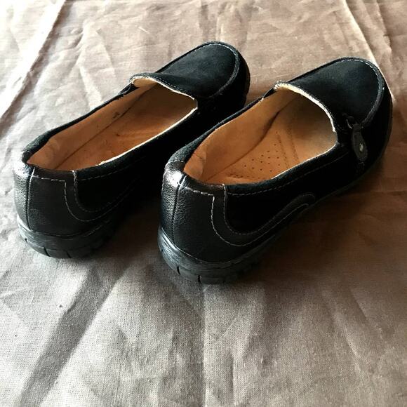 Naturalizer Black Suede Loafers - Picture 5 of 7